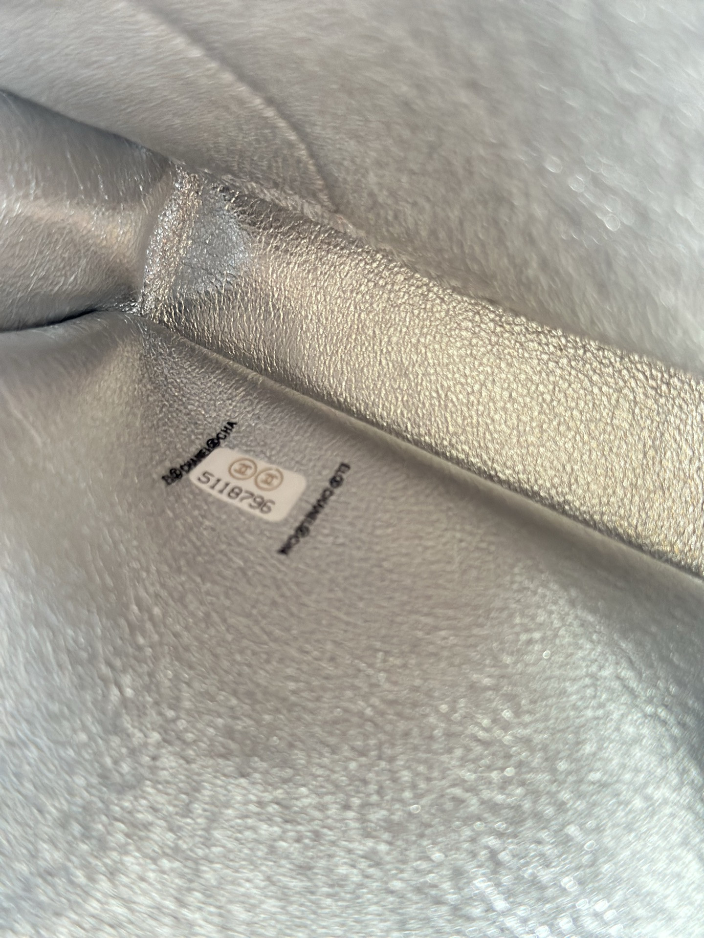 Chanel Classic Chocolate Bar Flap Chain Bag 26x13x4cm