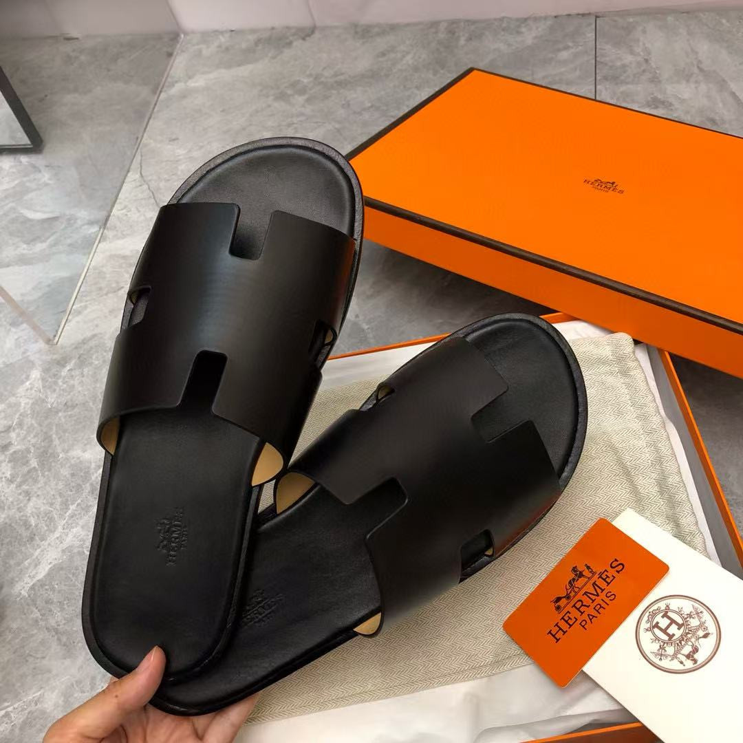 UA H**me5 Izmir sandal