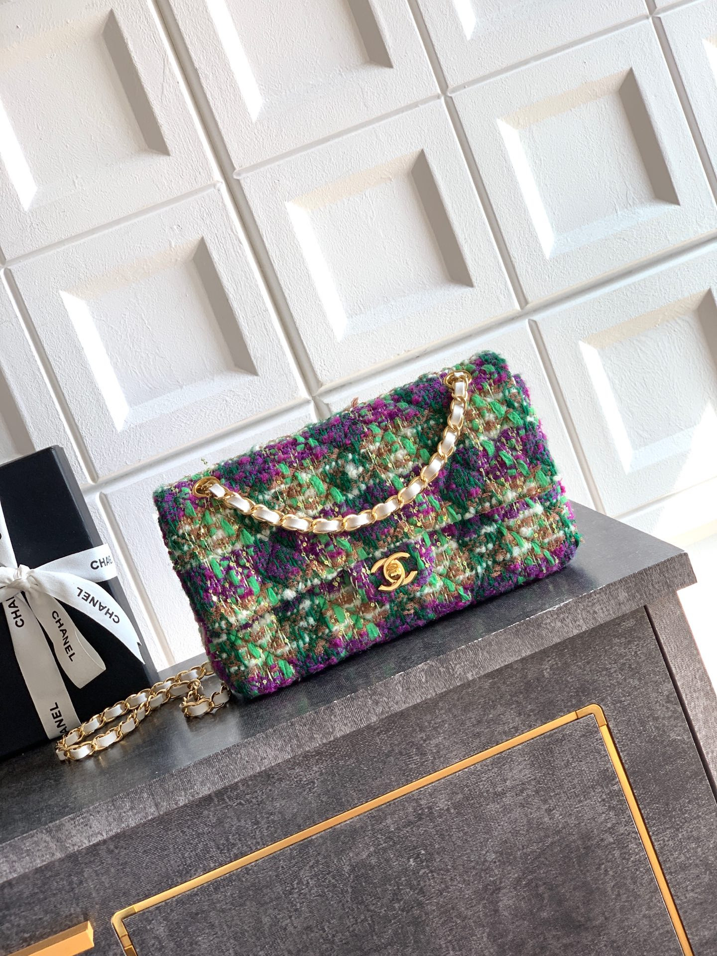 Chanel Flap Bag 25x15x6.5cm