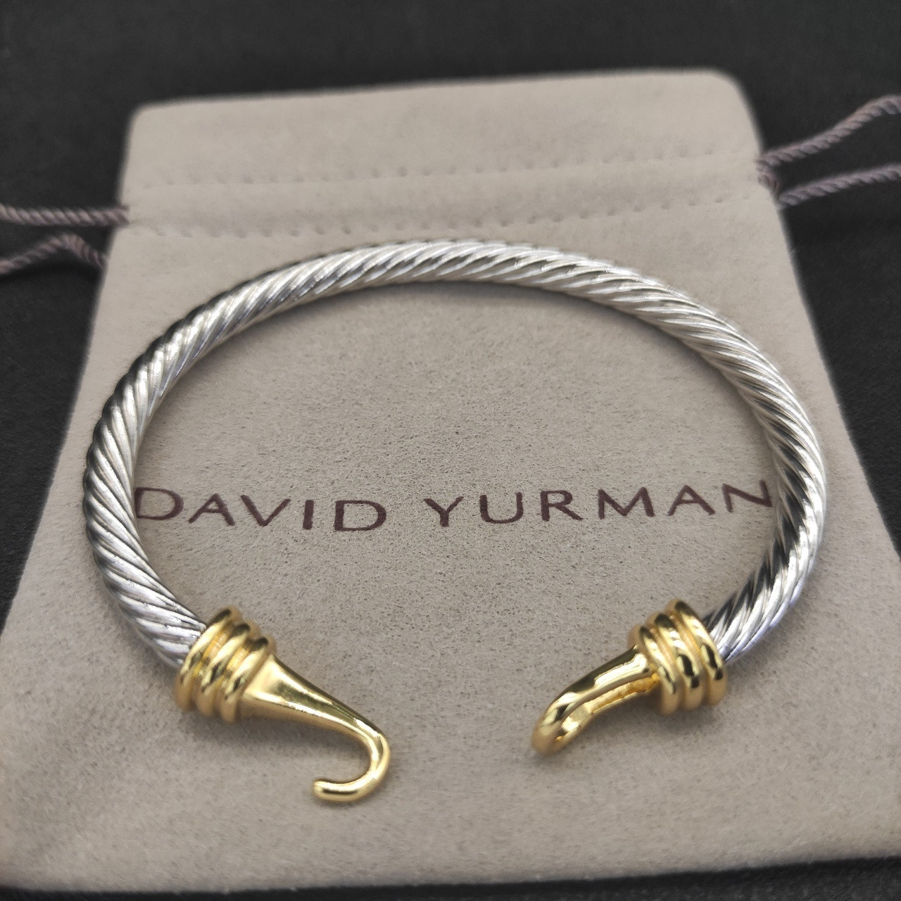 dau1d Yvrm*n 5mm hook bracelet(wrist circumference 15-19cm)