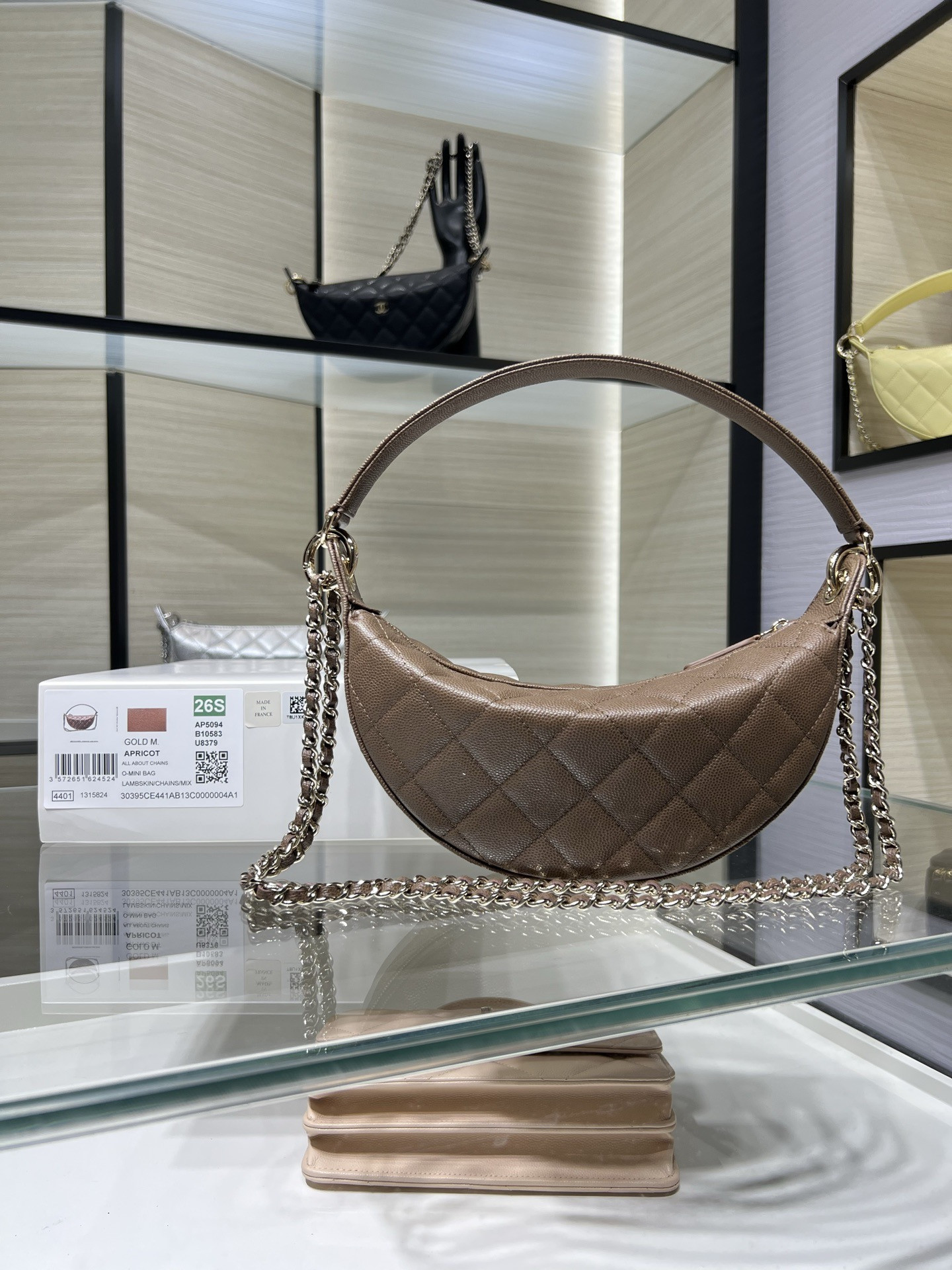 Chanel Clutch with chain Light Gold Hardware AP5094 15x22x6cm