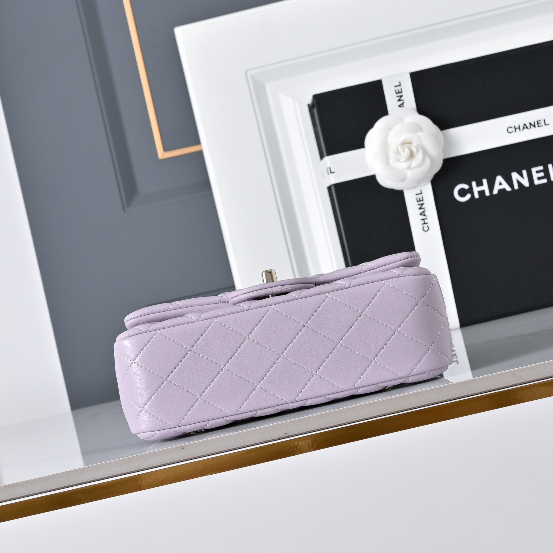 Chanel Mini Flap Bag 20x12x6.5cm