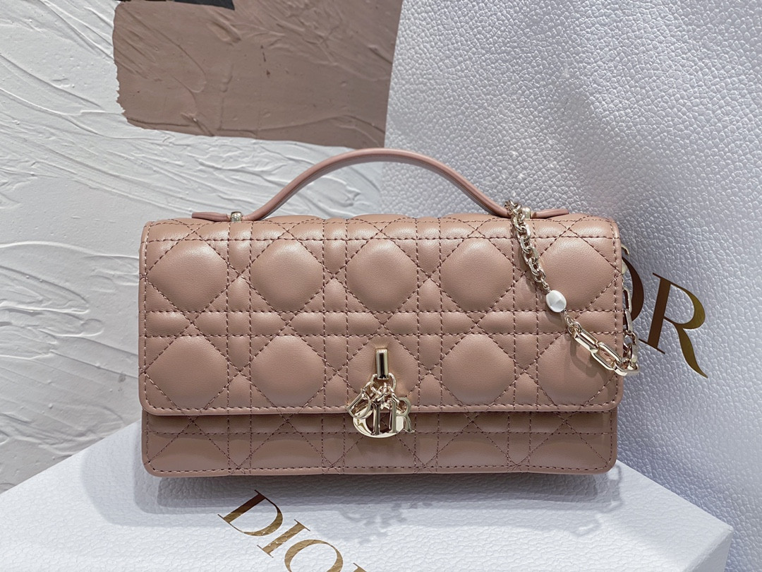 MISS D10r Mini Handbag Medium Antique Bronze Cannage Woven Pattern S0980ONMJ_M53U 21 x 11.5 x 4.5 cm
