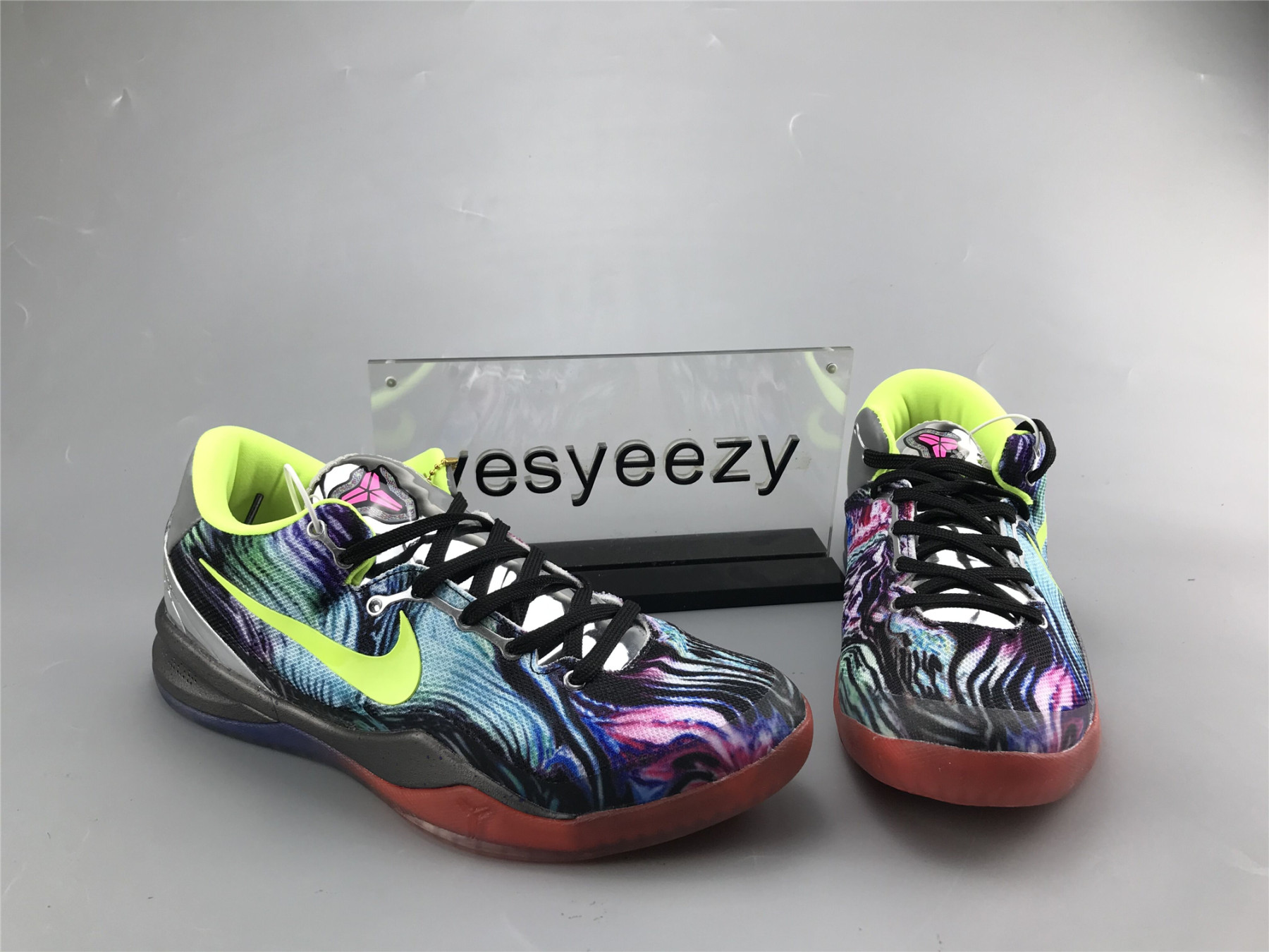 UA NIKE KOBE 8 SYSTEM