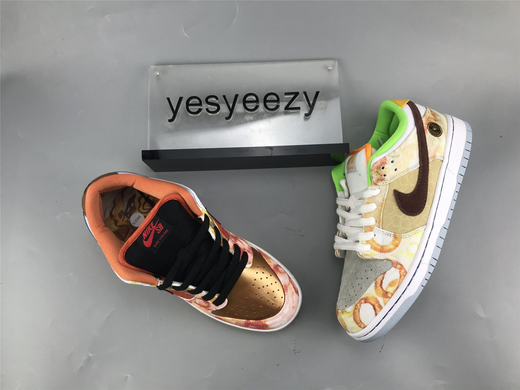UA NIKE JASON DENG X DUNK LOW PRO SB