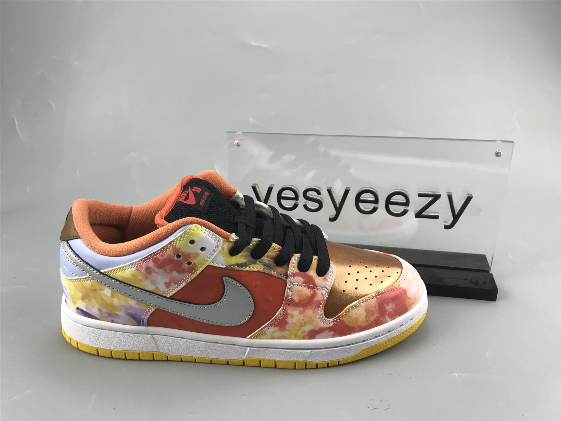 UA NIKE JASON DENG X DUNK LOW PRO SB