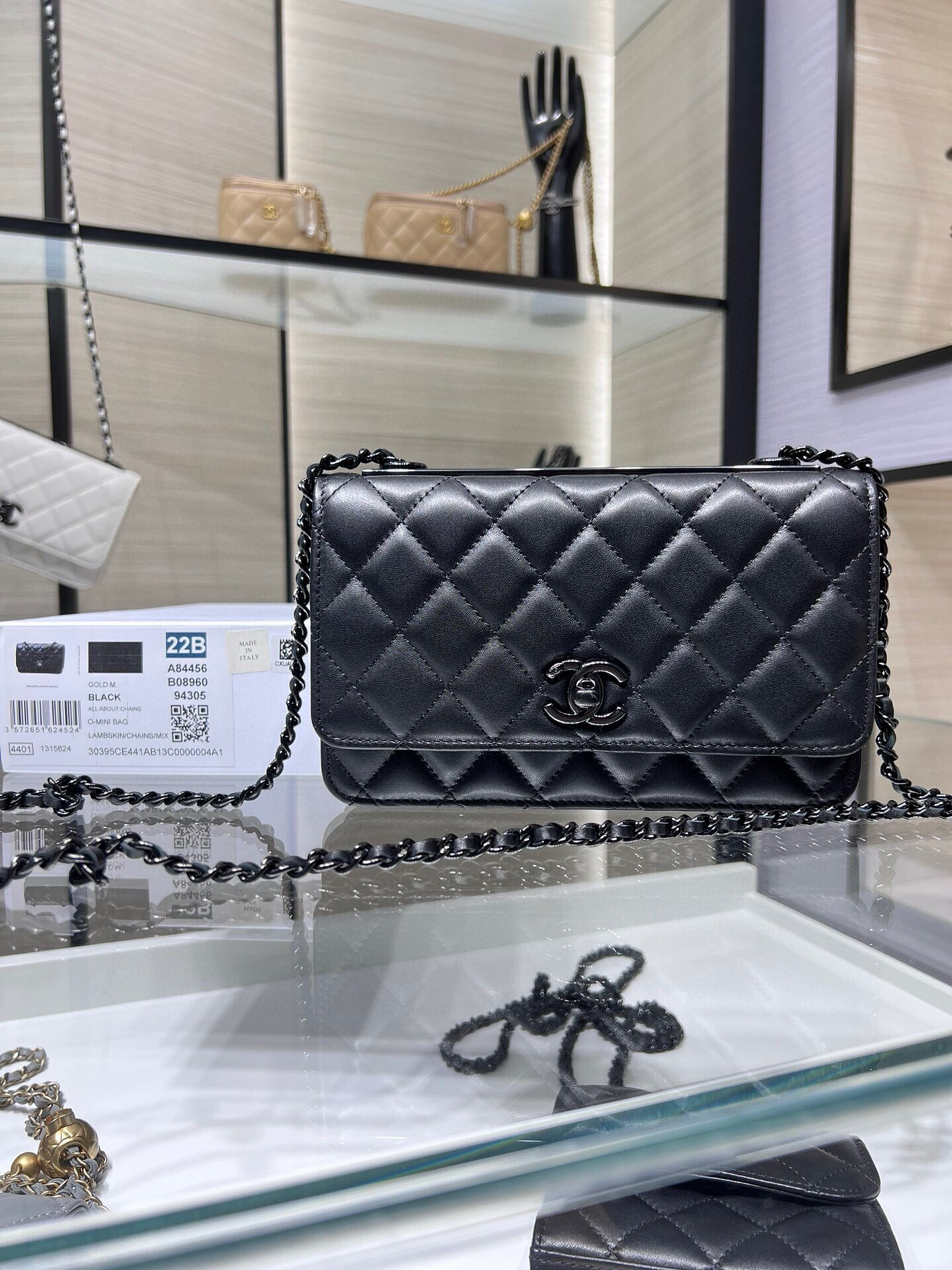 Chanel WOC Trendy CC Wallet On Chain 19x12x3.5cm