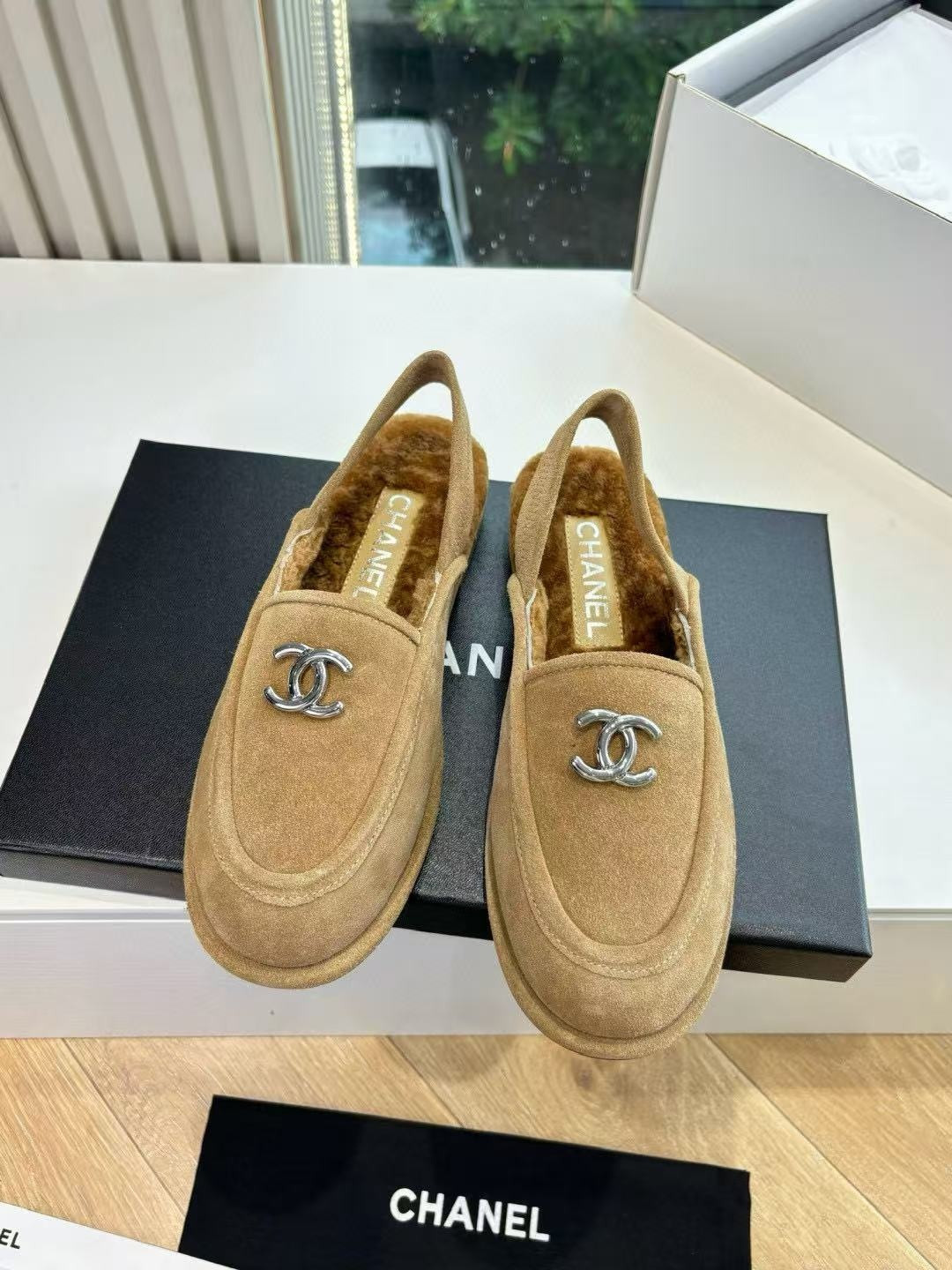 UA Ch**el Shoes