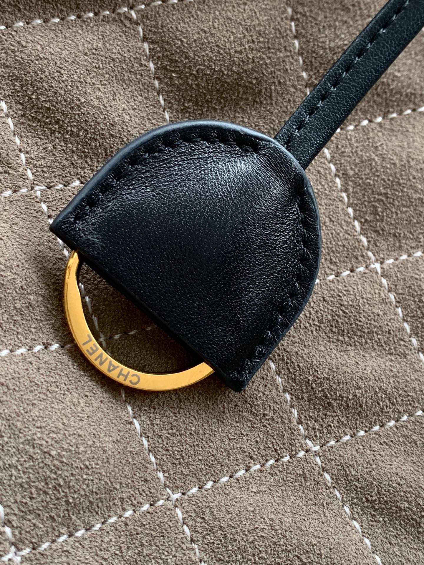 Chanel Clutch with Leather Strap AP5227 17x22x8cm