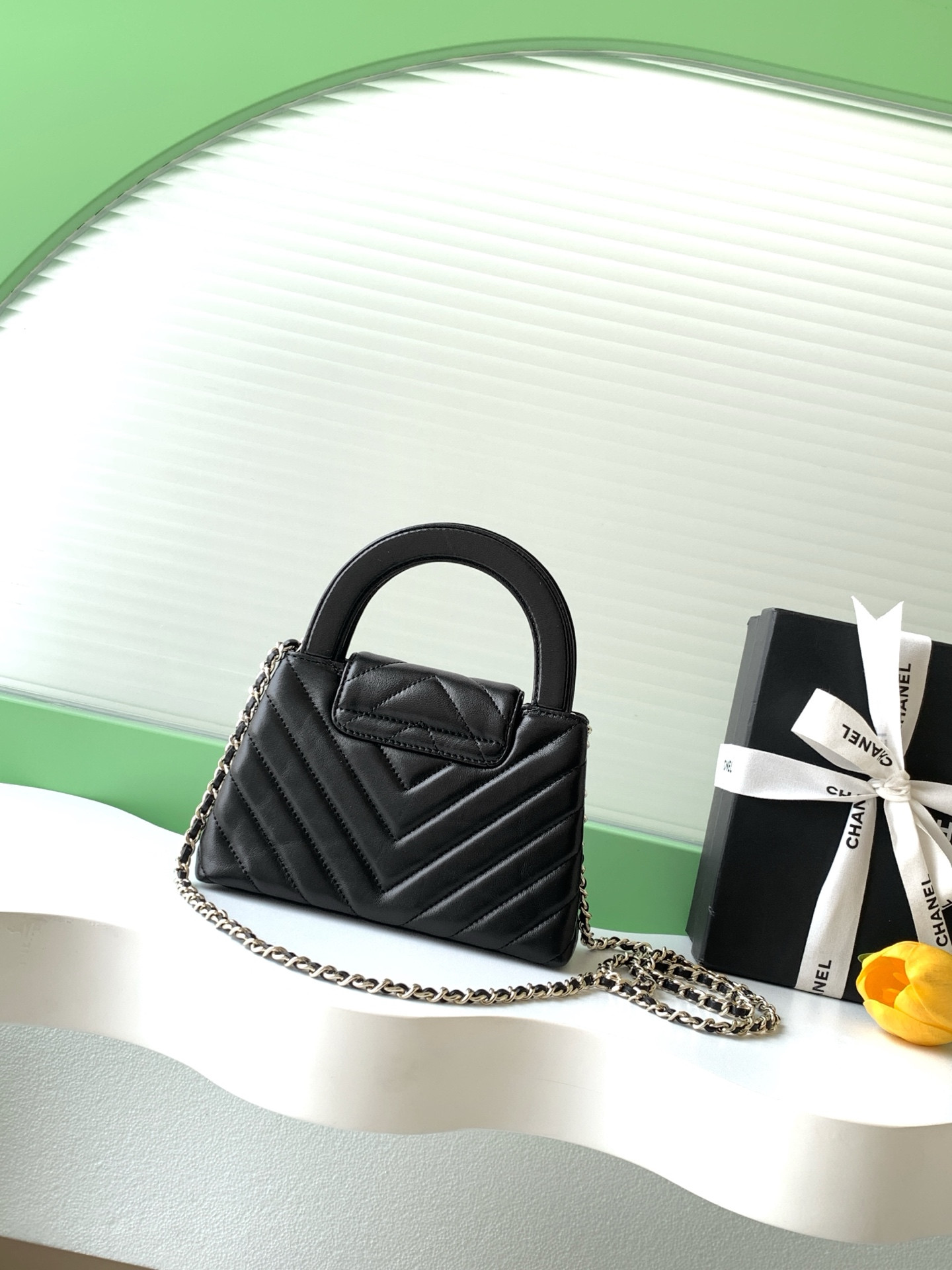Chanel Kelly AS4416 19x13x7cm