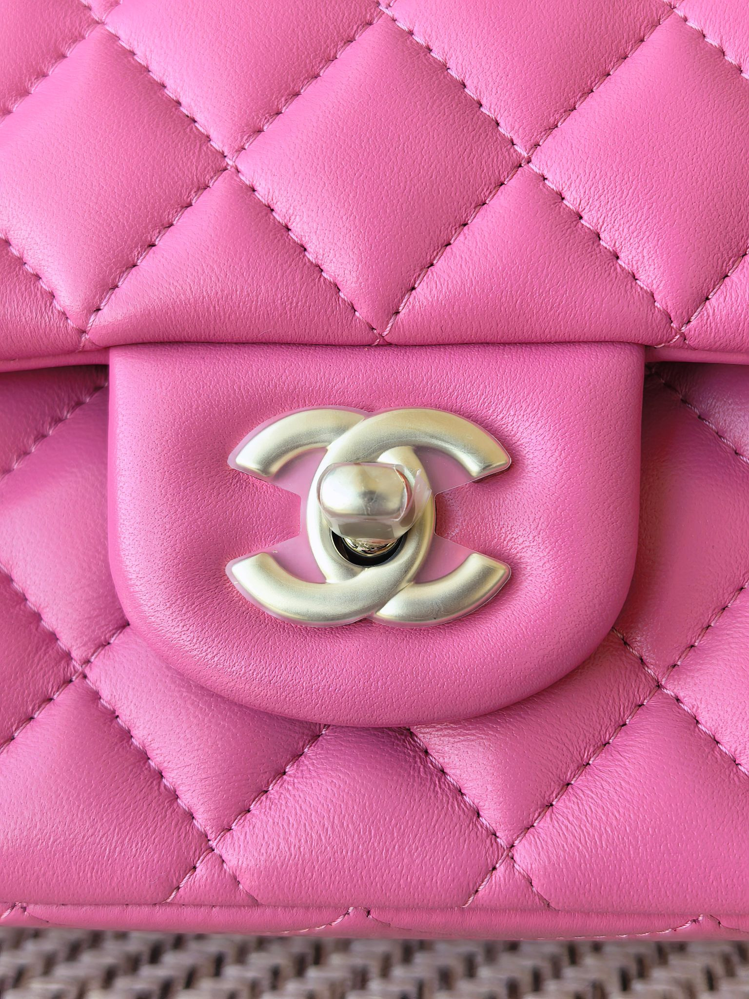 Chanel Classic Flap Bag Rose with light gold hardware 15.5x25.5x6.5cm