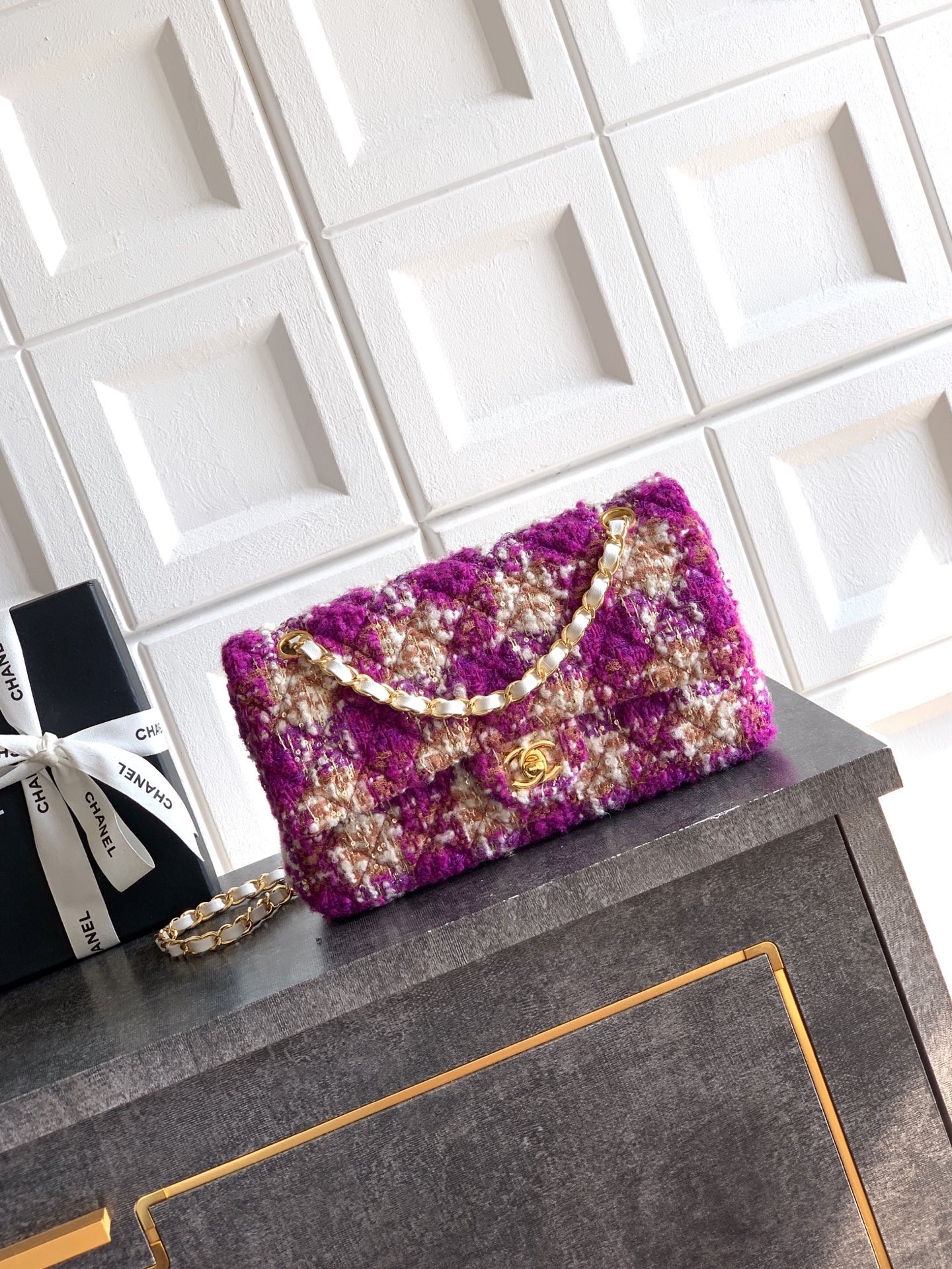 Chanel Flap Bag 25x15x6.5cm