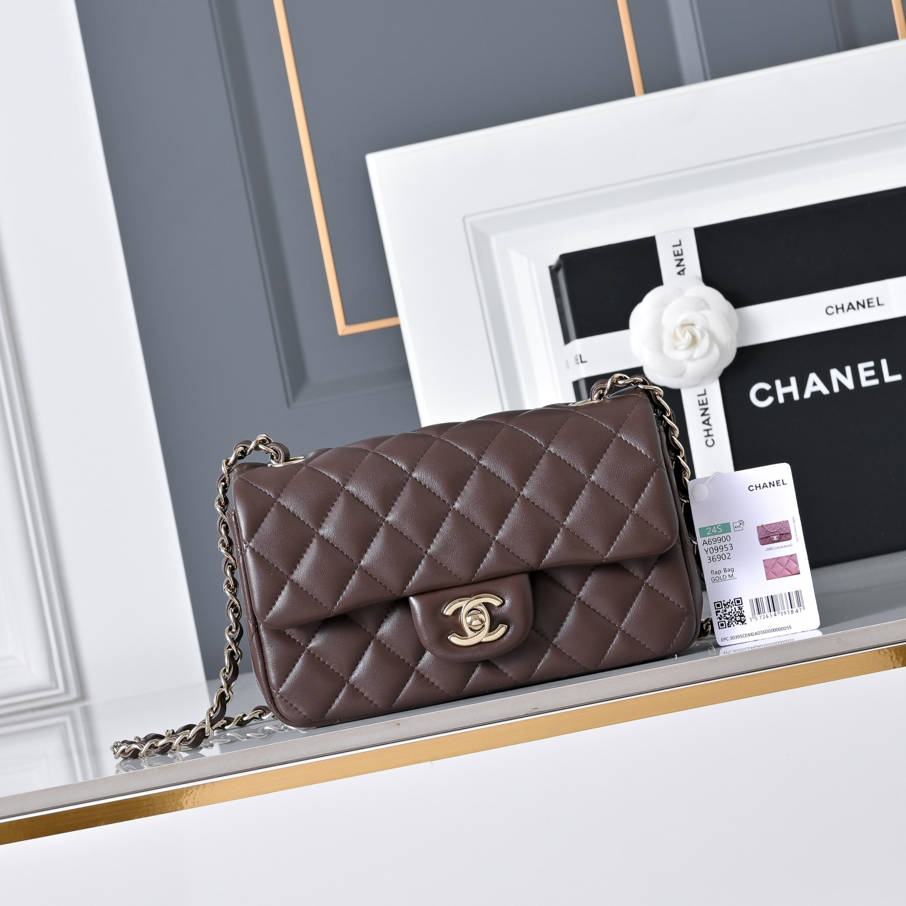 Chanel Mini Flap Bag 20x12x6.5cm