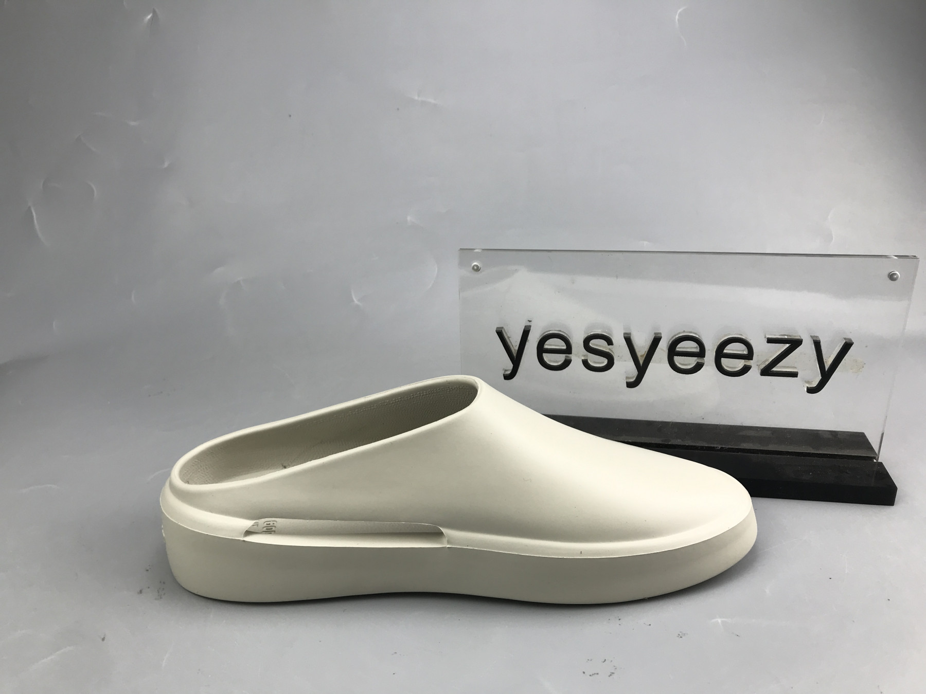 UA NIKE FEAR OF GOD CALIFORNIA BACKLESS SLIP-ON 'CEMENT'