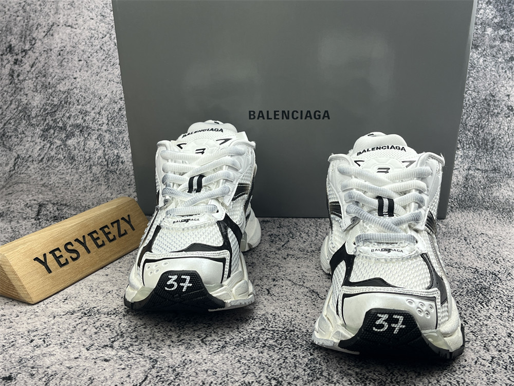 UA Balenciaga Runner Sneaker