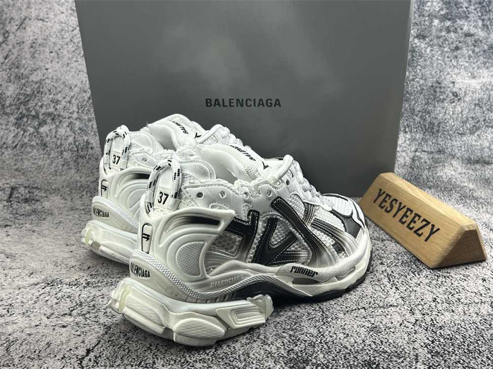 UA Balenciaga Runner Sneaker