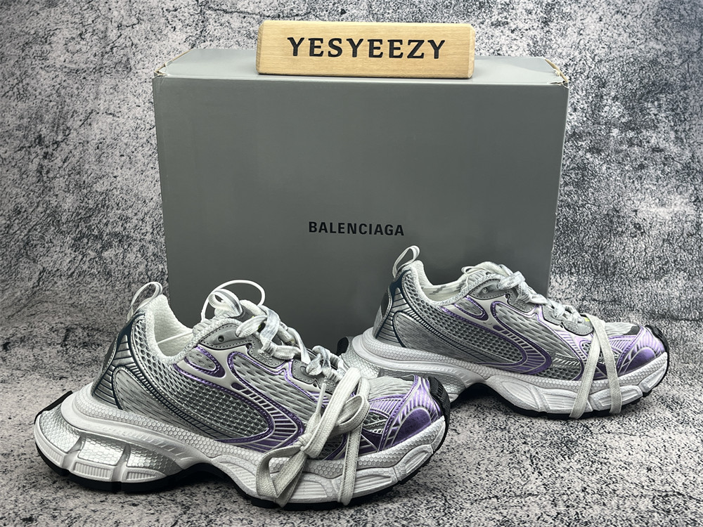 UA Balenciga 3XL Sneaker