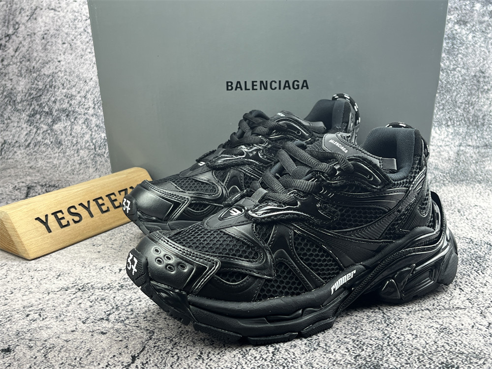 UA Balenciaga Runner Sneaker