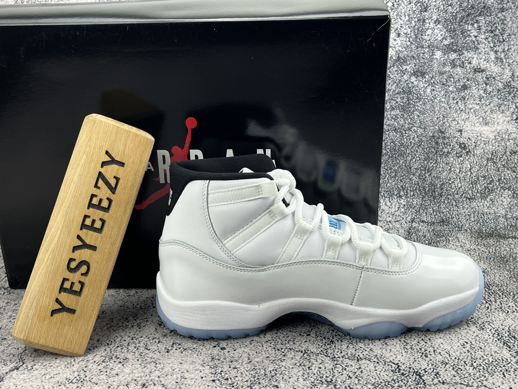 UA Jordan 11 Retro