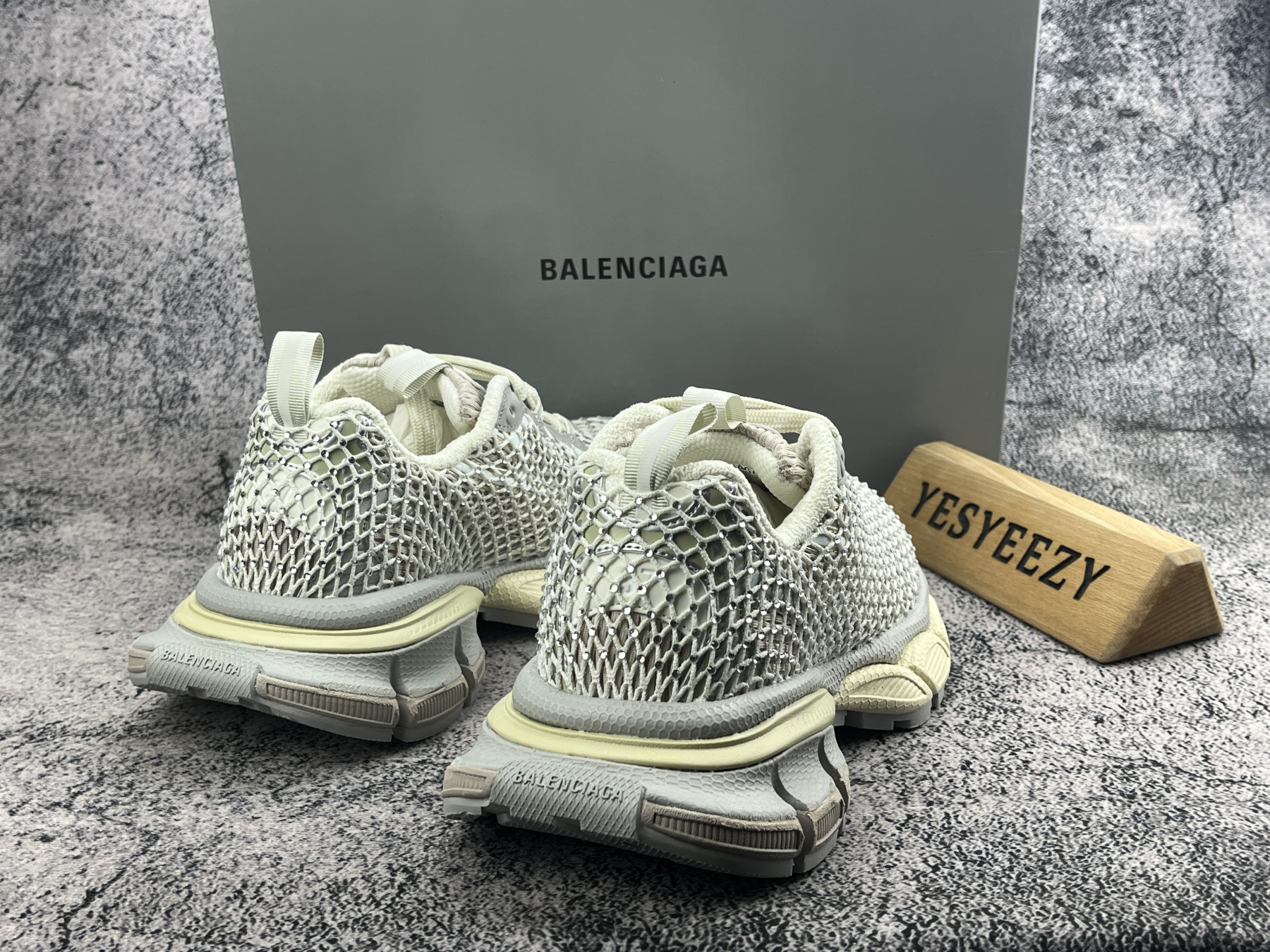 UA Balenciga 3XL Sneaker