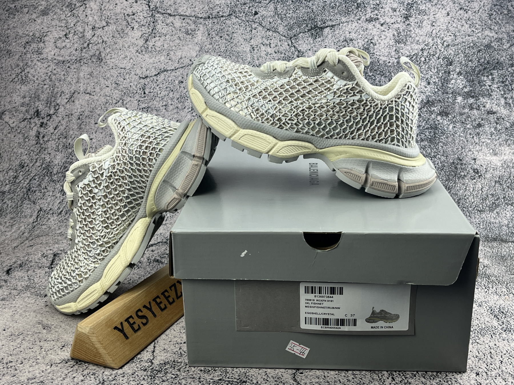 UA Balenciga 3XL Sneaker