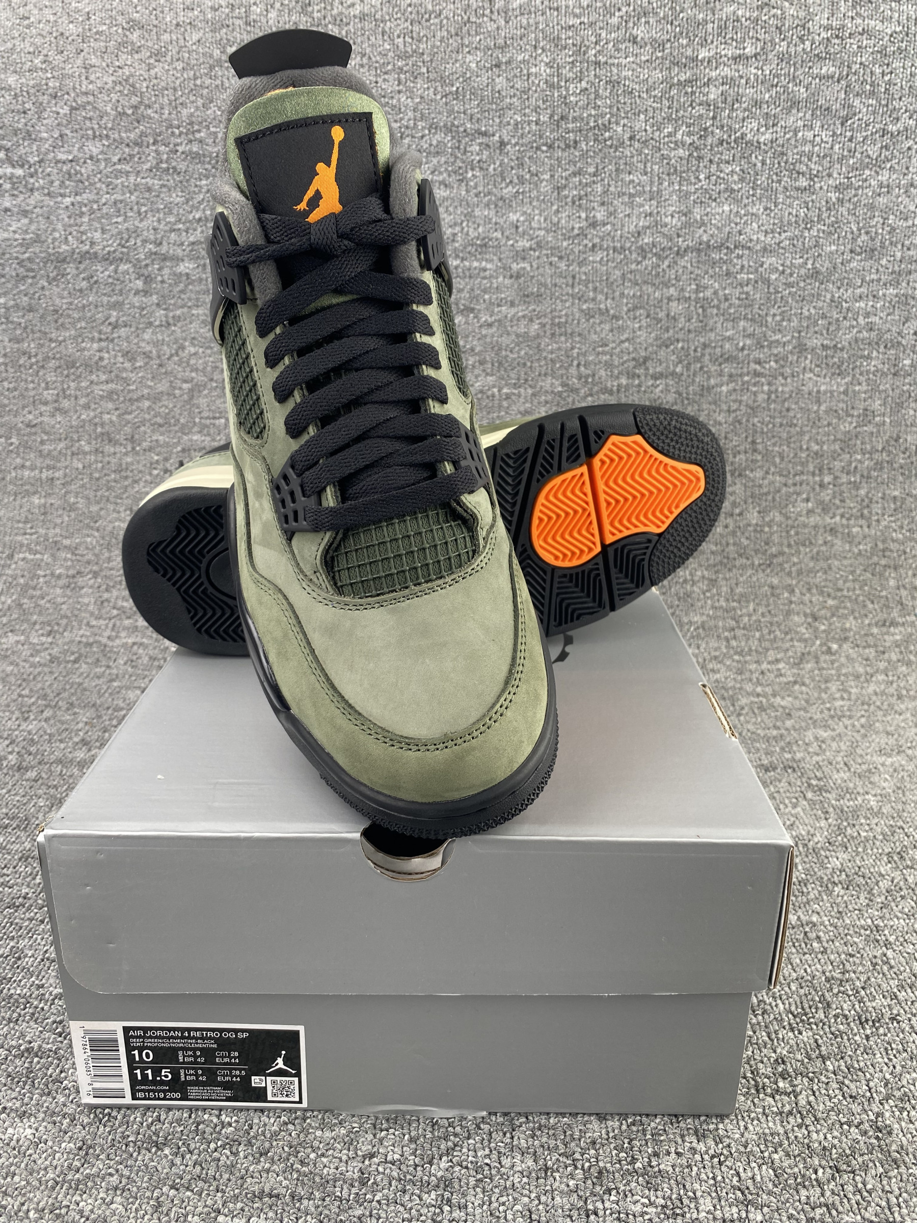 UA Jordan 4 Retro
