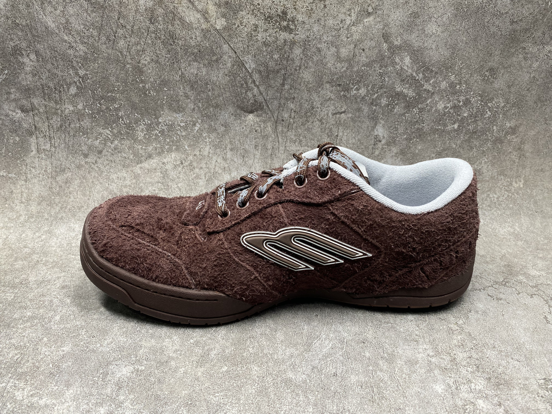 UA Balenciaga Hamptons Worn-out Sneaker (run one size large)