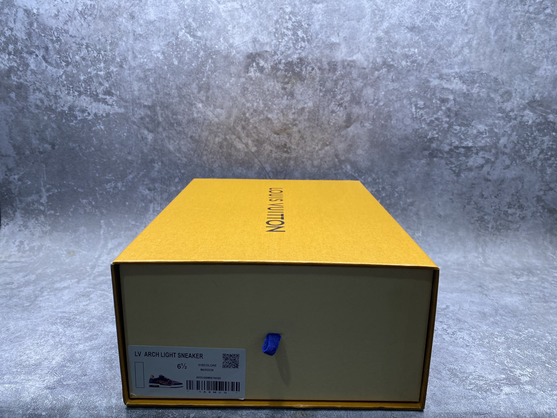 UA LV trainer Sneakers