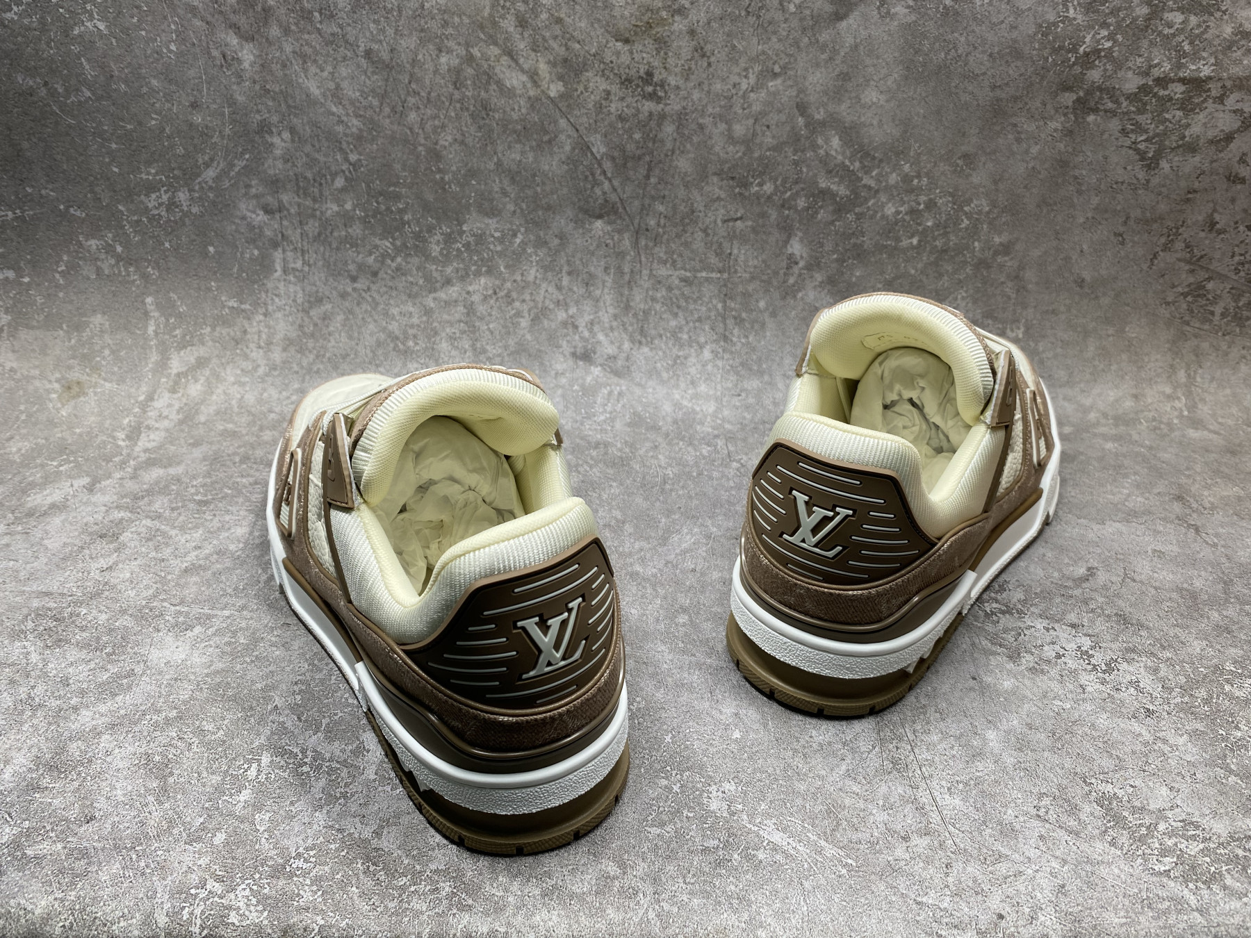 UA LV trainer Sneakers
