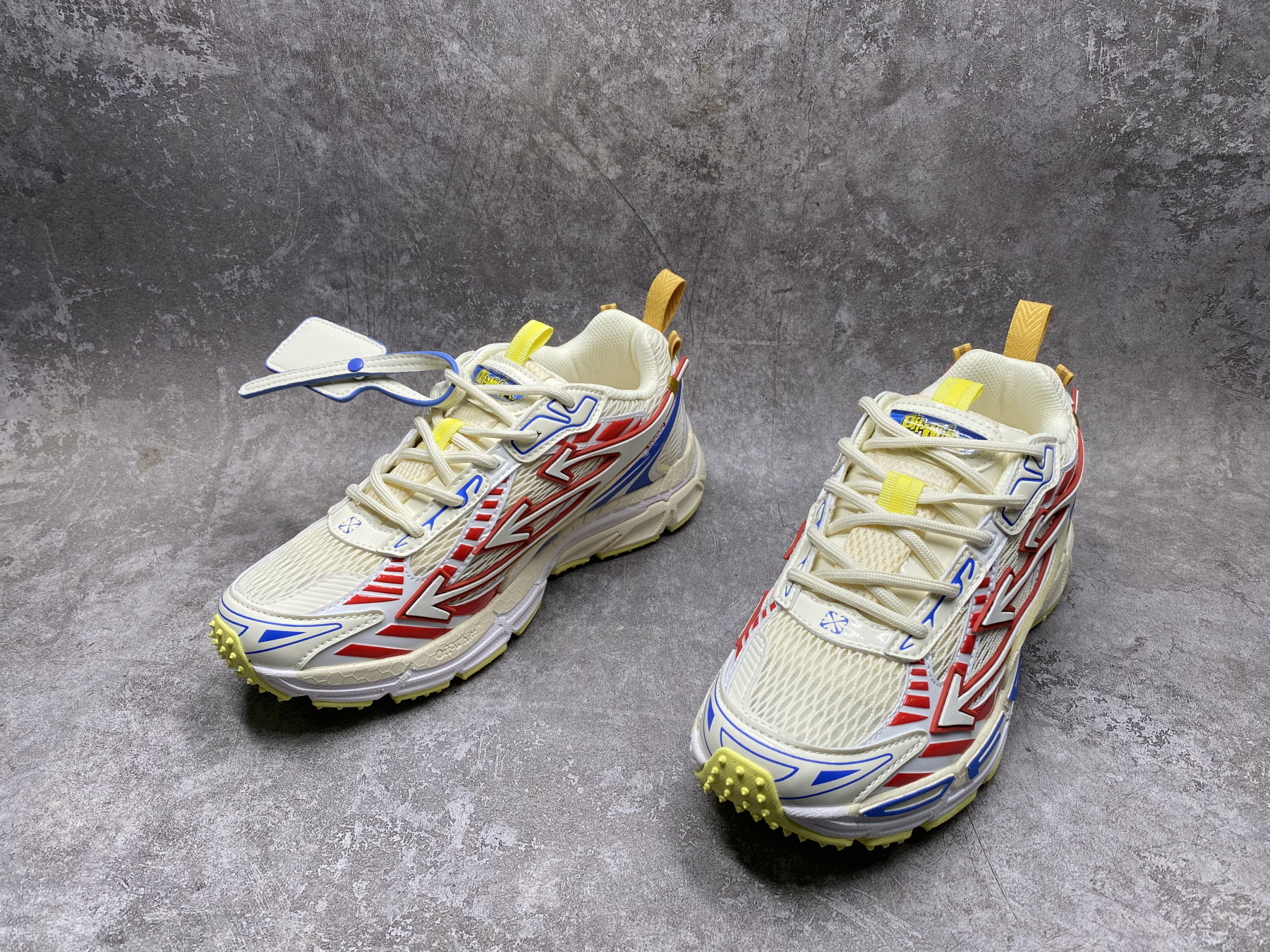 UA Off-White "BE RIGHT BACK"