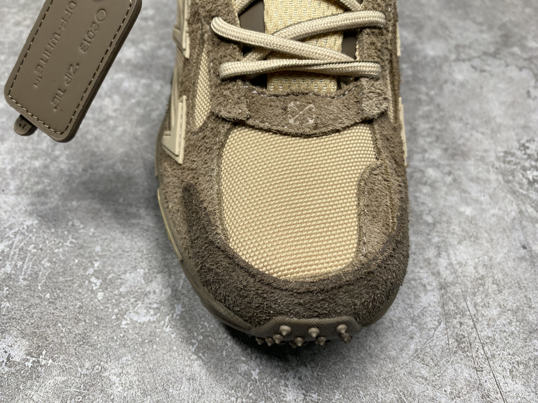 UA Off-White "BE RIGHT BACK"