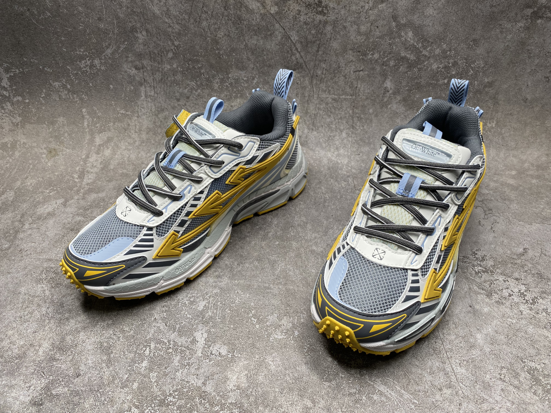 UA Off-White "BE RIGHT BACK"