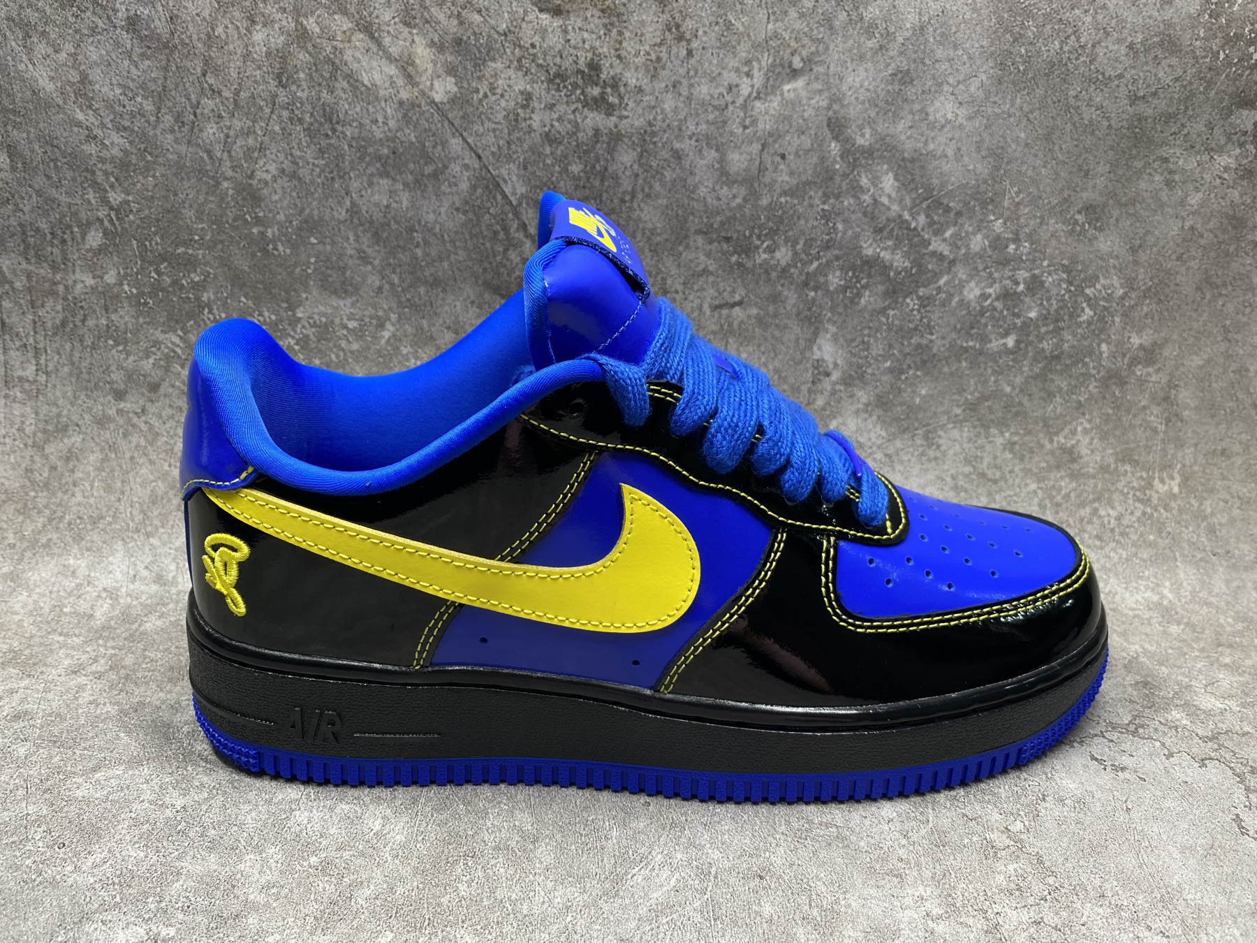 UA Nike Air Force 1 Low