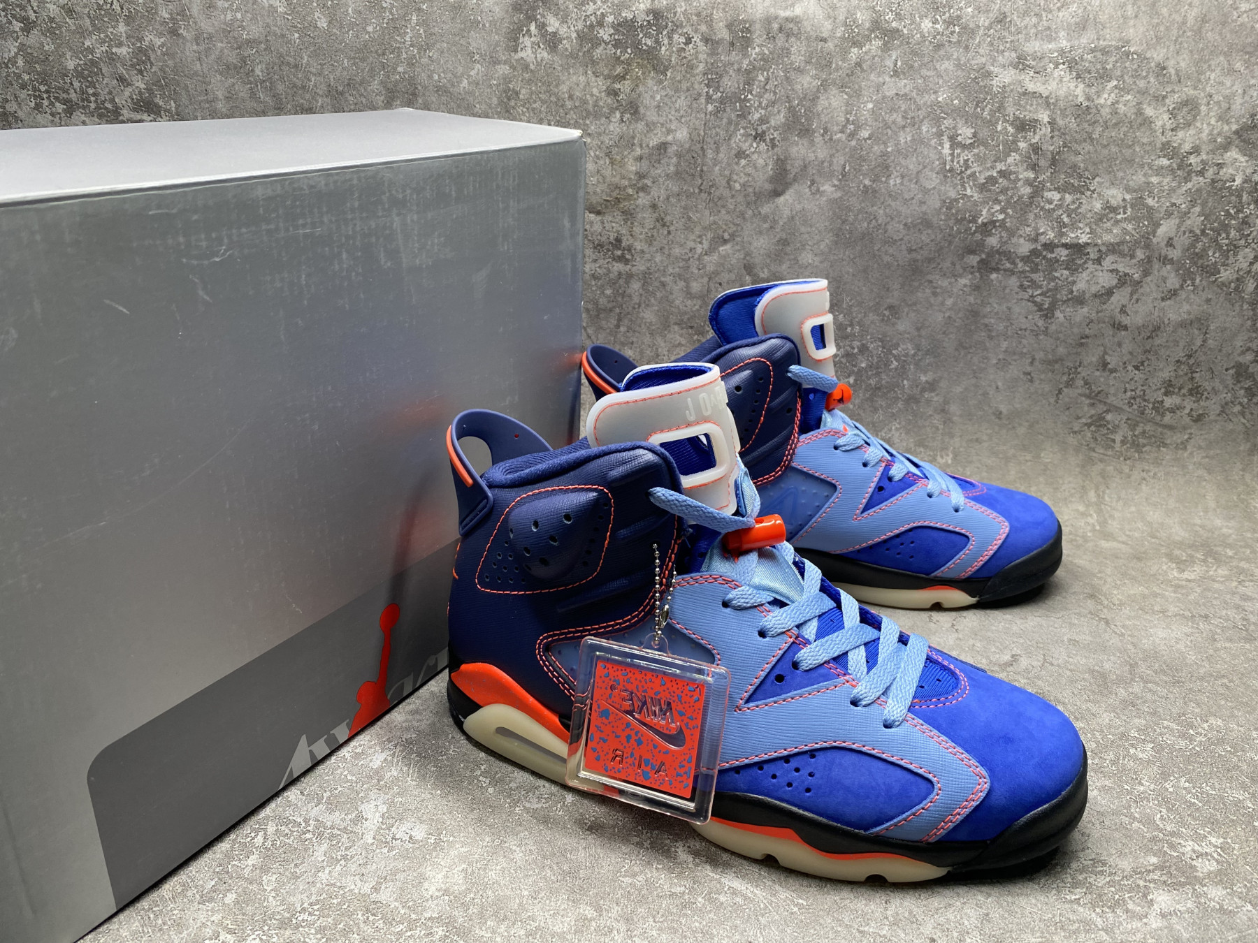 UA AIR Jordan 6 Retro