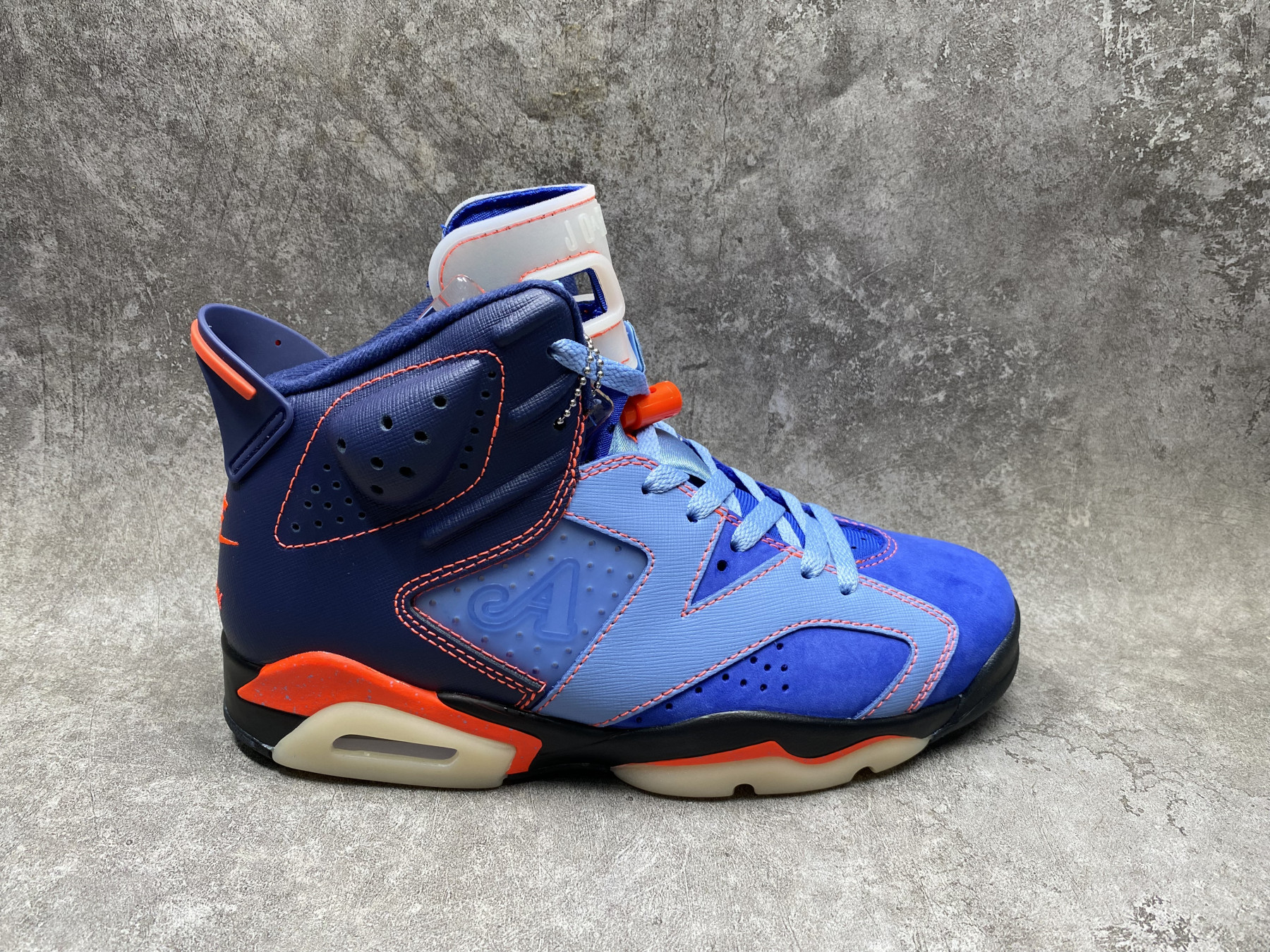 UA AIR Jordan 6 Retro