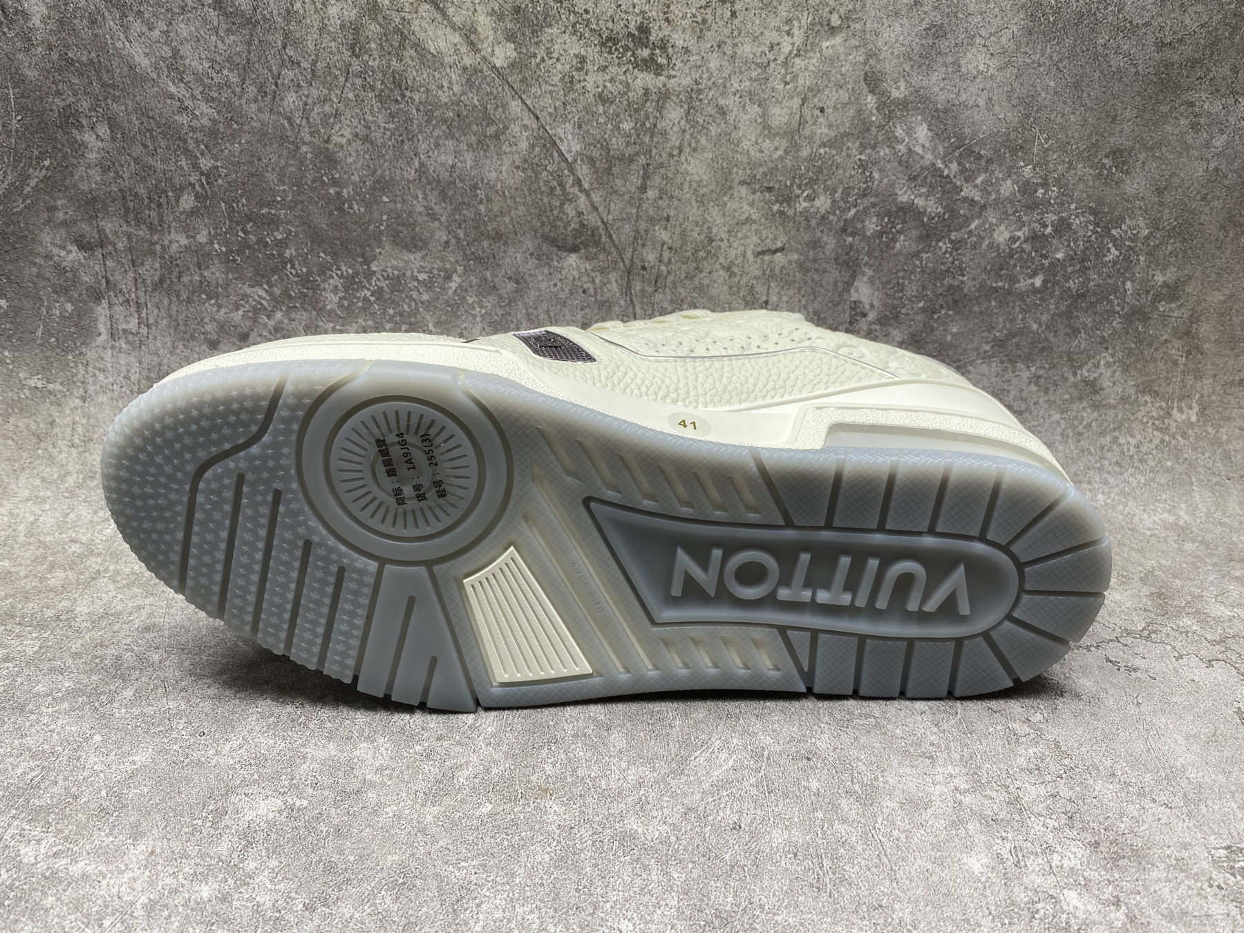 UA LV trainer Sneakers