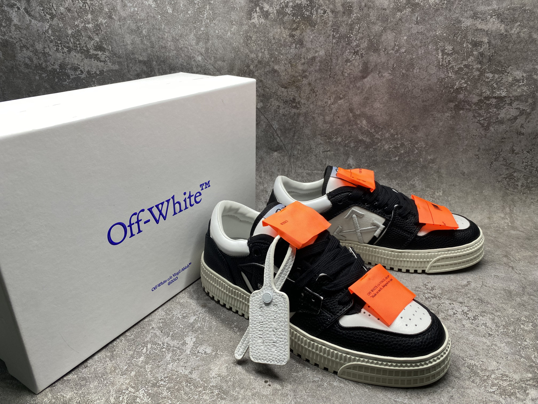 UA Off-White 3.0 Court Low Top Sneakers
