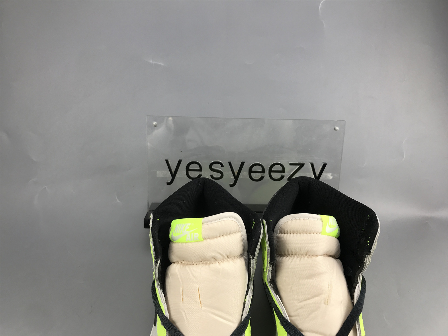 UA AIR JORDAN 1 HIGH OG “VISIONAIREâ€