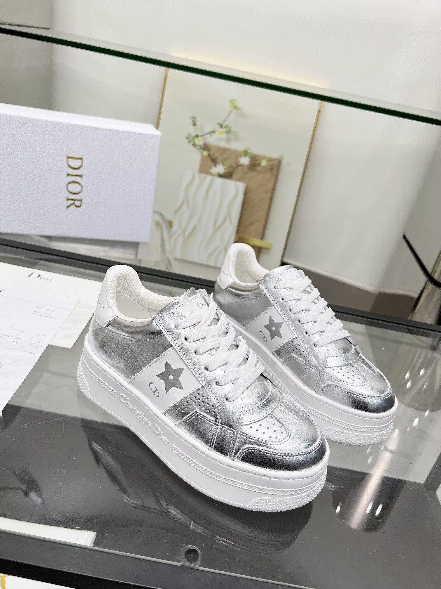 ua D10r star platform sneaker