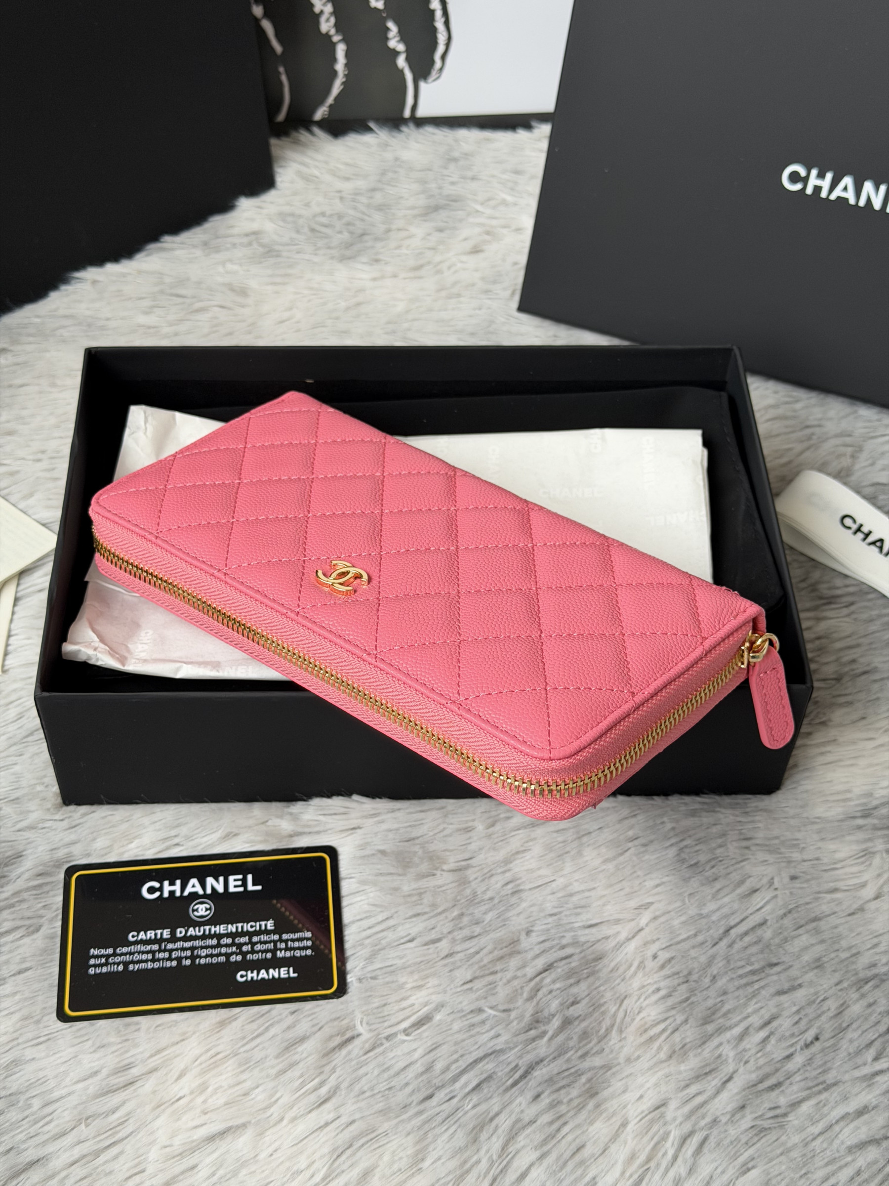 Chanel Zip Around Wallet 80758 10x19x3cm