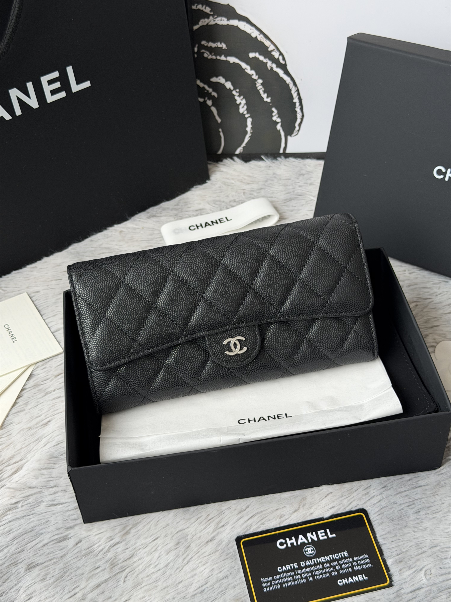 Chanel Wallet 80758 10x19x3cm