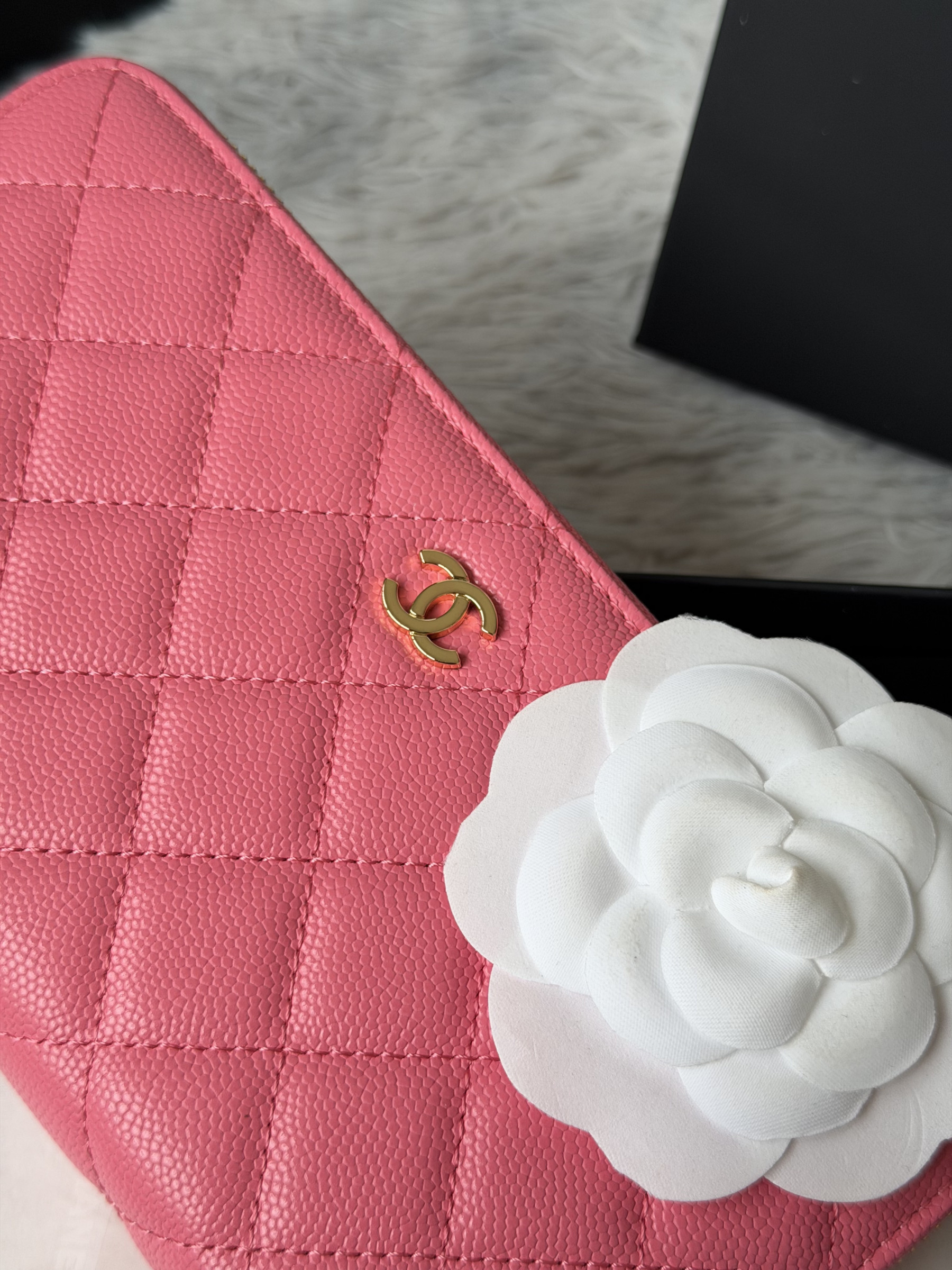 Chanel Zip Around Wallet 80758 10x19x3cm