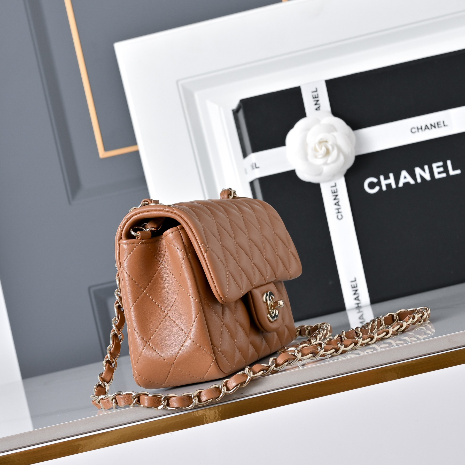 Chanel Mini Flap Bag 20x12x6.5cm