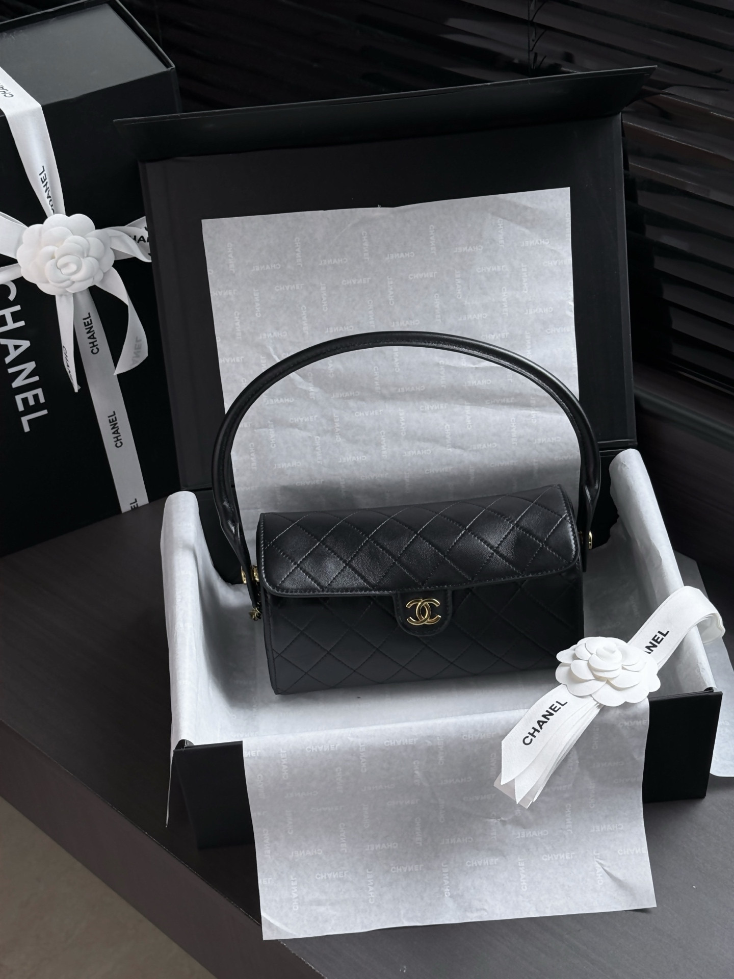 Chanel Clutch with chain AP5294 11x23x12.5cm