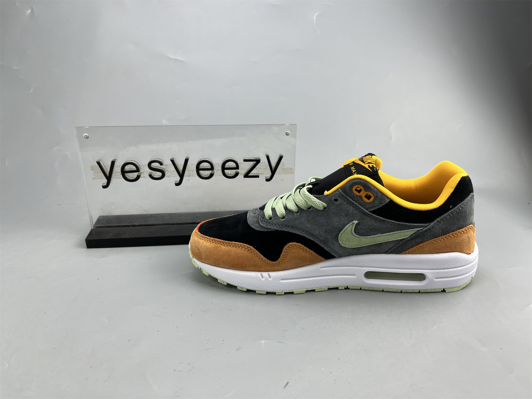 ua nike air max 1 preM1vm