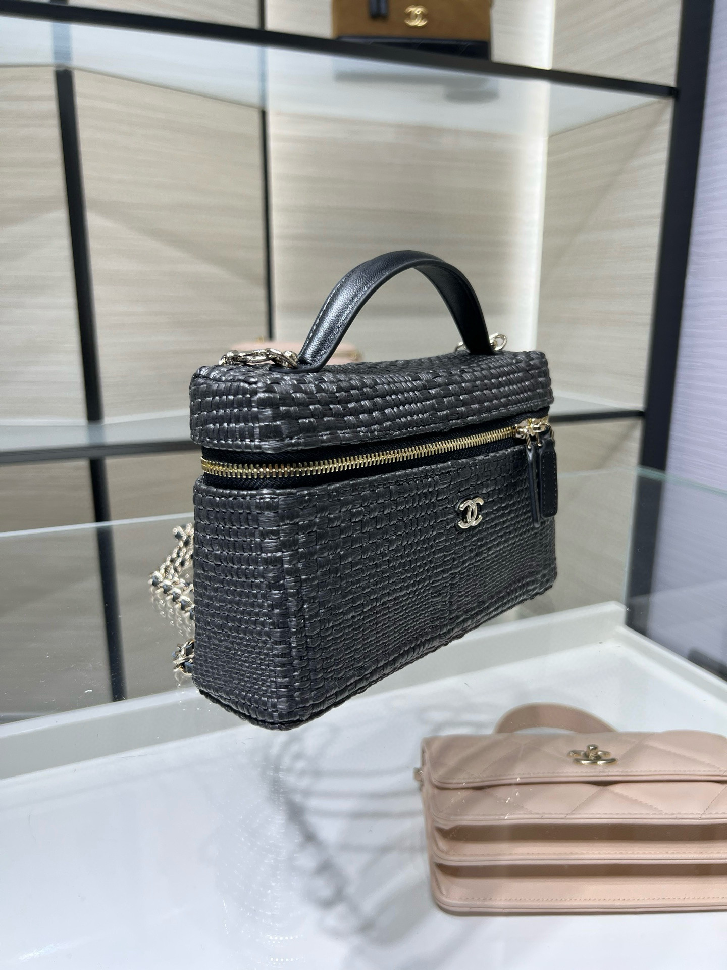 Chanel Classic Vanity with Chain AP4385 17x19.5x5cm