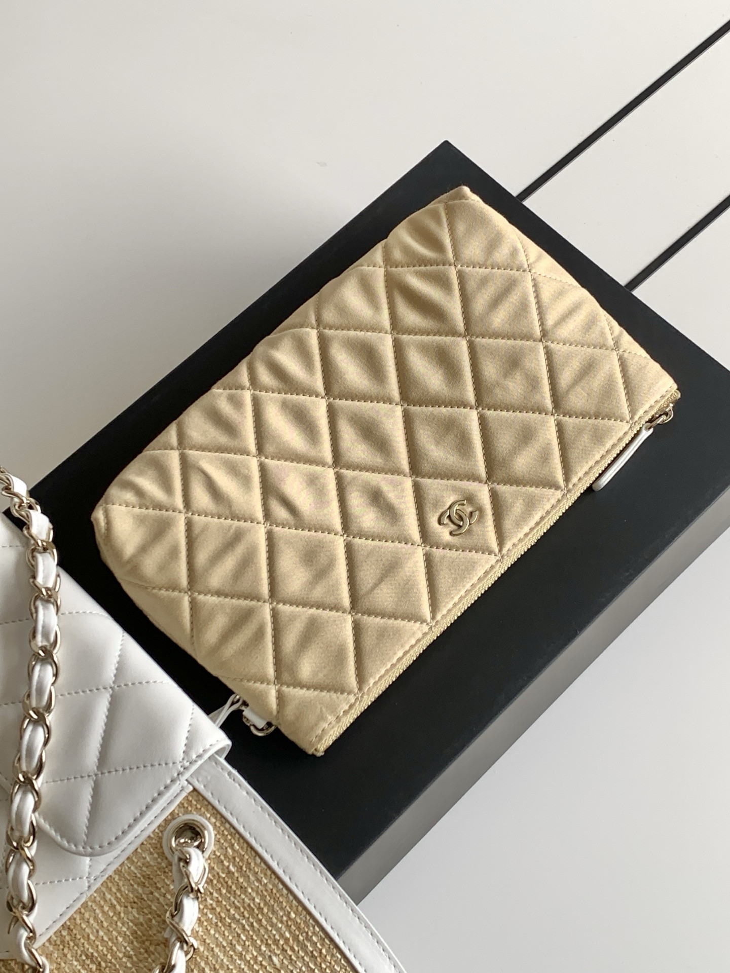 Chanel Shopping Bag 26x54x18cm
