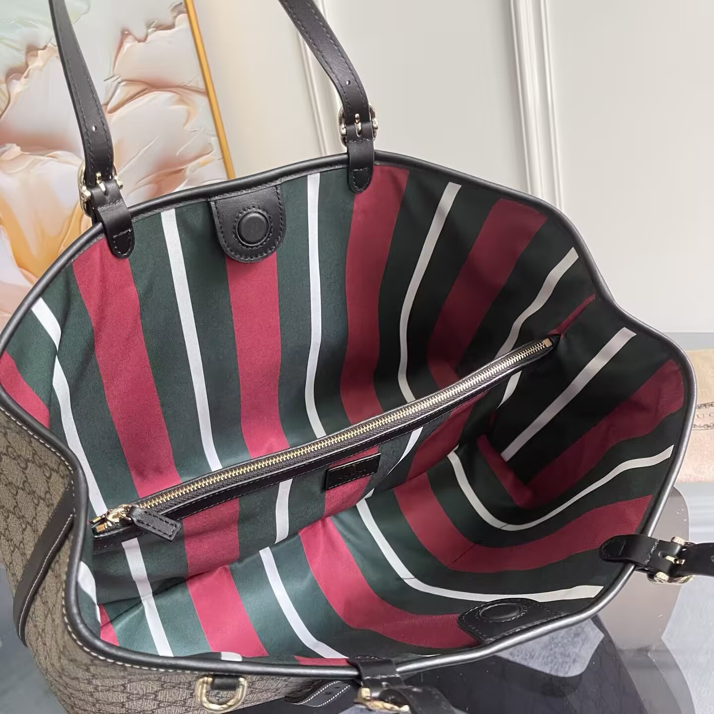 Gvc*1 gg emblem large tote bag 38x25x15cm