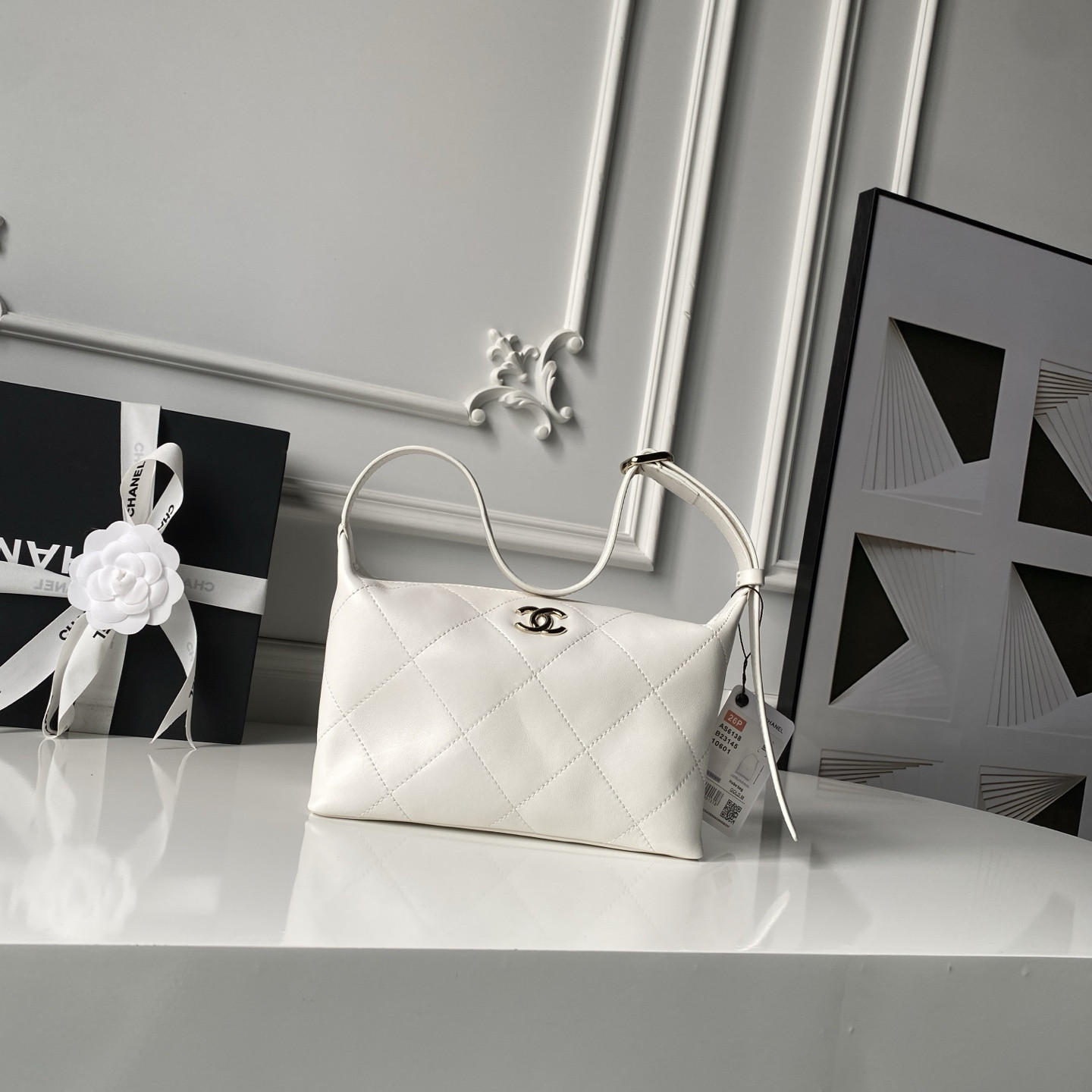Chanel Hobo Handbag AS6138 13x23x8cm