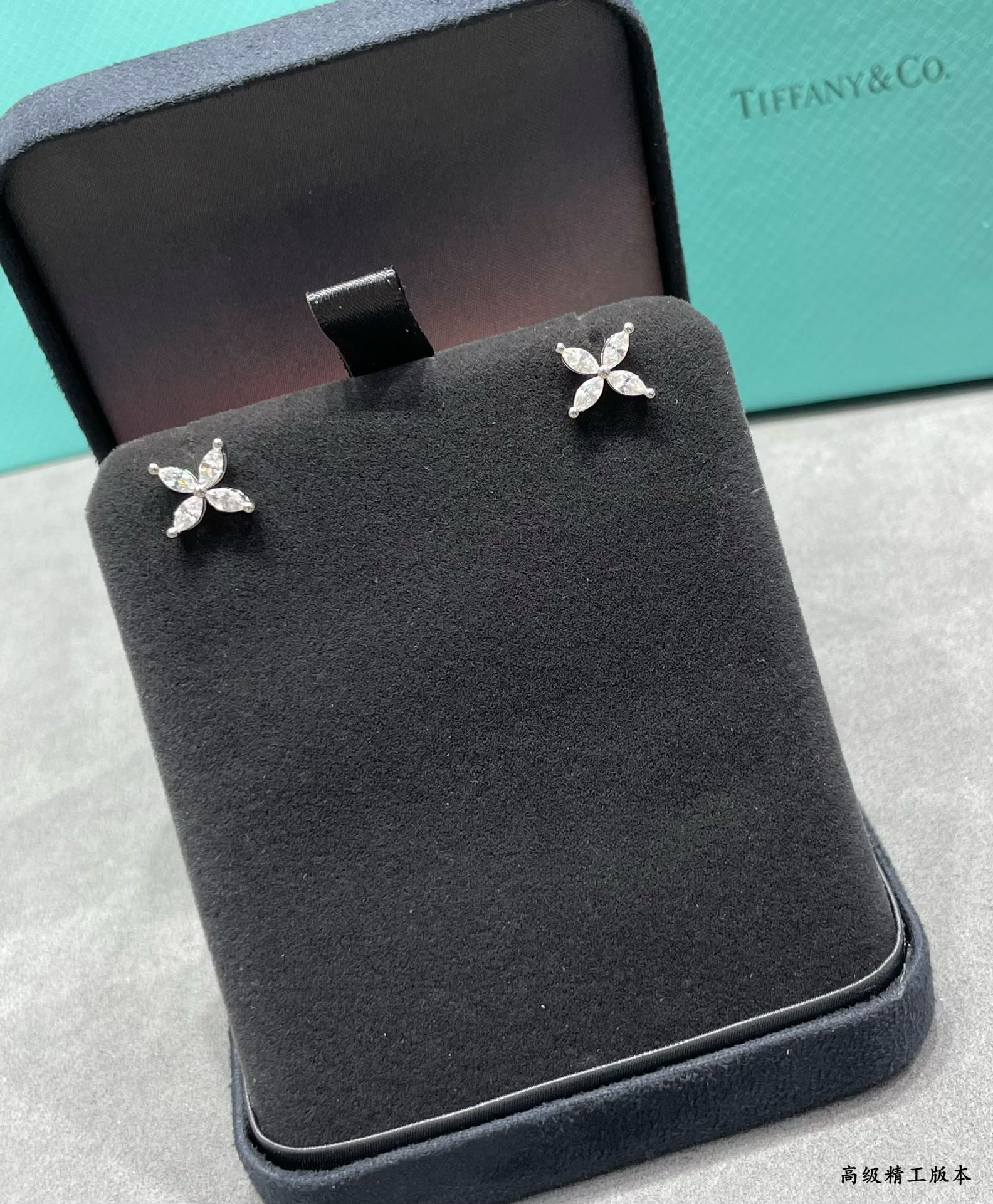 T*f*ny & co. marquise stud earrings ag925